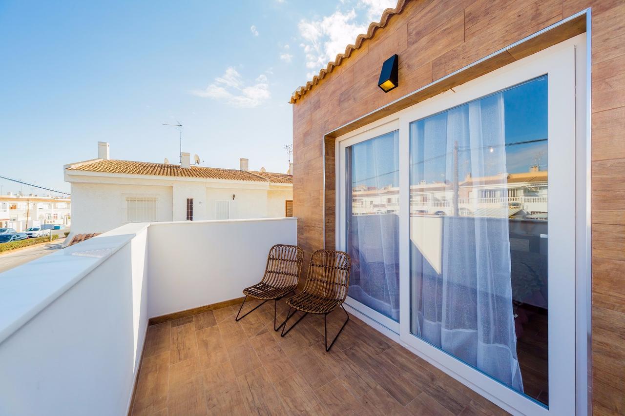 Apartamentos El Abuelo Torrevieja Eksteriør billede