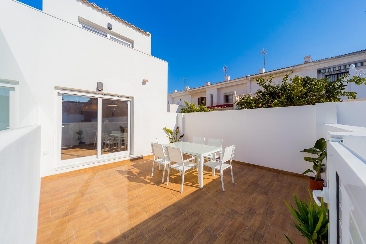 Apartamentos El Abuelo Torrevieja Eksteriør billede